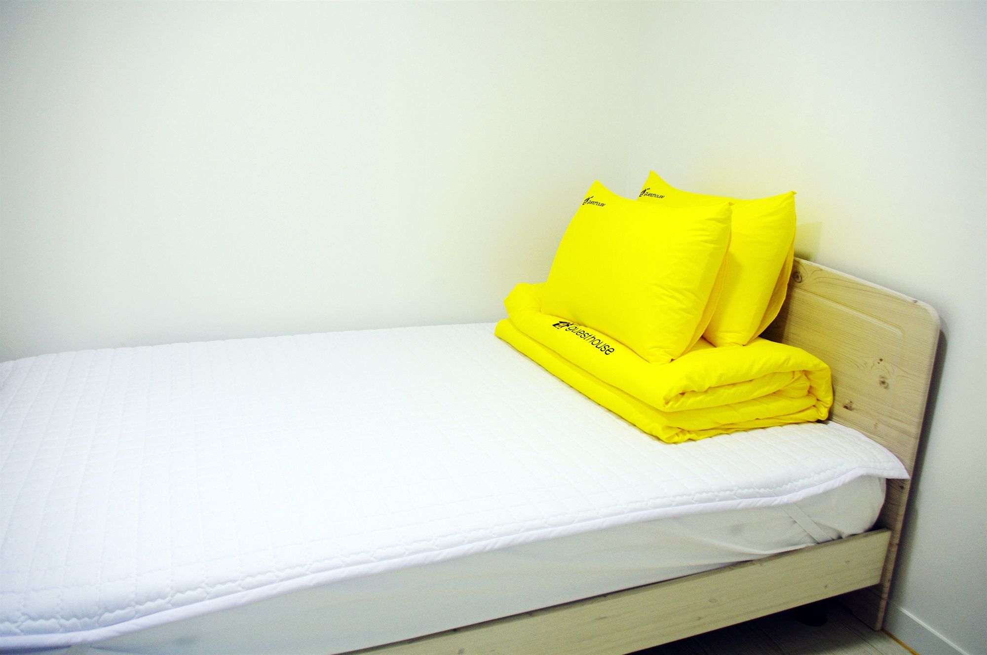 24 Guesthouse Yeosu Exterior photo